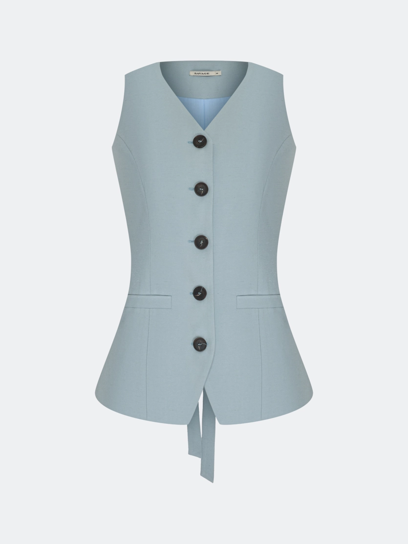 Жилет с вырезом на спине