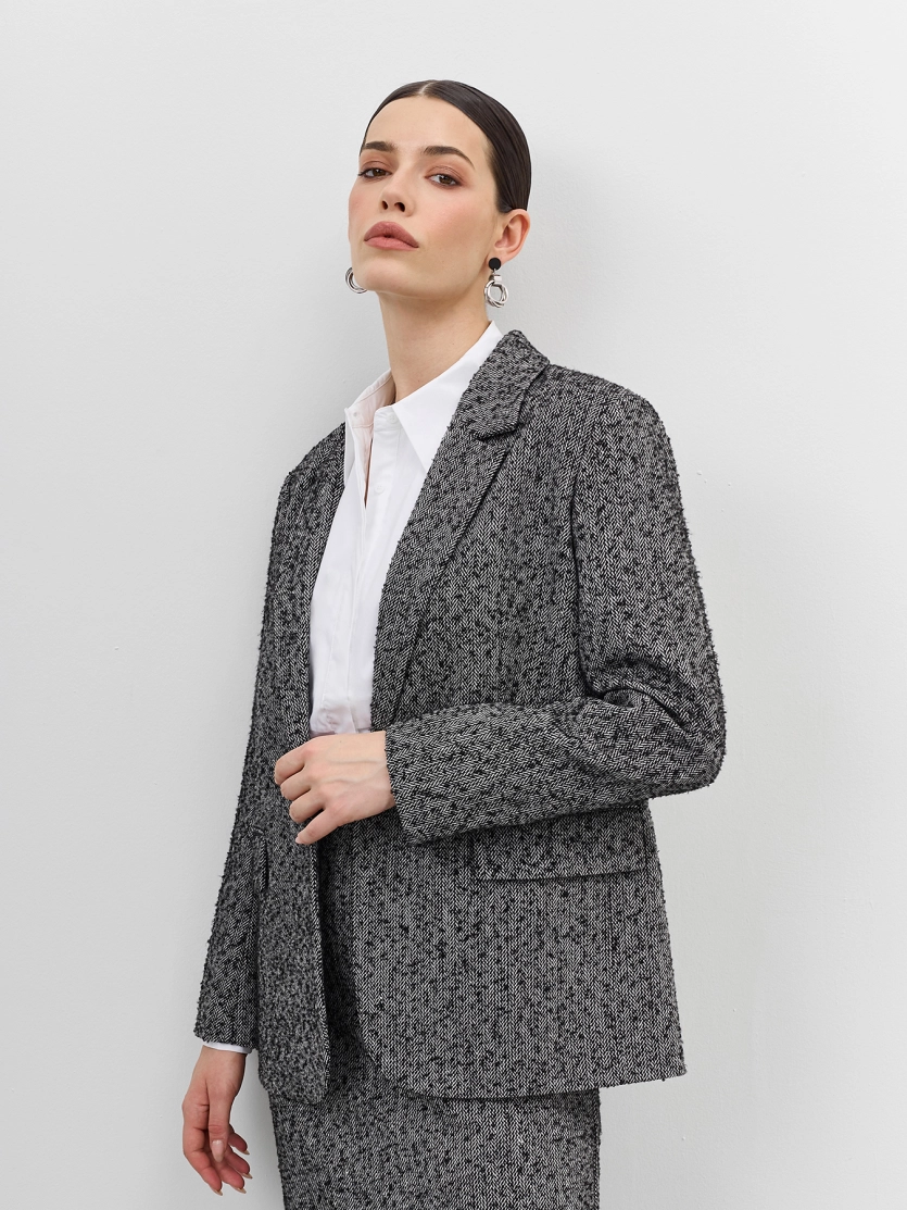 Однобортный жакет  из твида