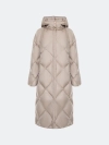 Пуховое пальто из фактурной ткани 