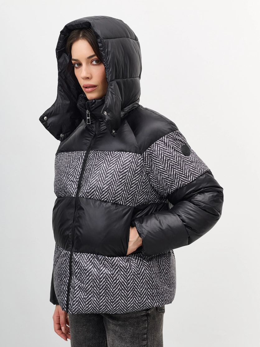 Комбинированная куртка в стиле color block