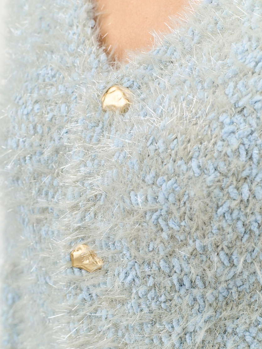 Кардиган из пушистой пряжи