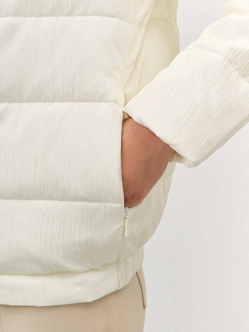 Oversize куртка из фактурной ткани