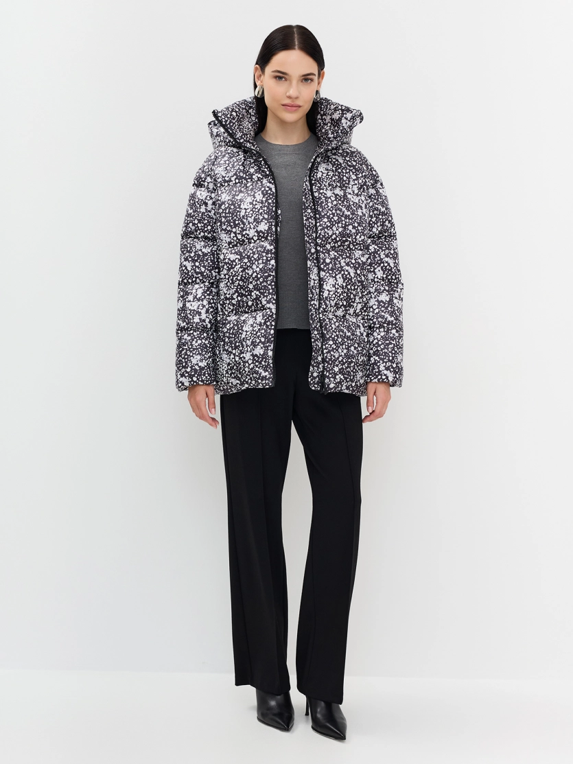 Oversize куртка с абстрактным принтом
