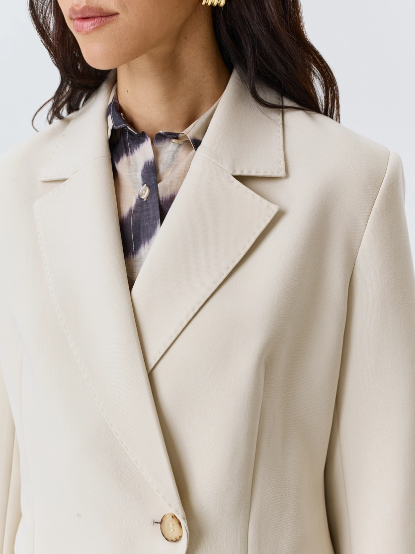 Асимметричный однобортный жакет