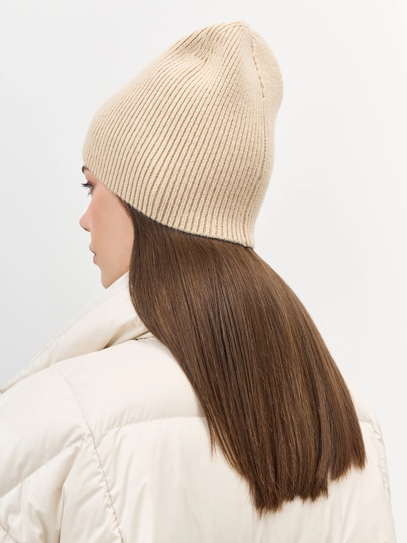 Шапка из вискозы и ангоры