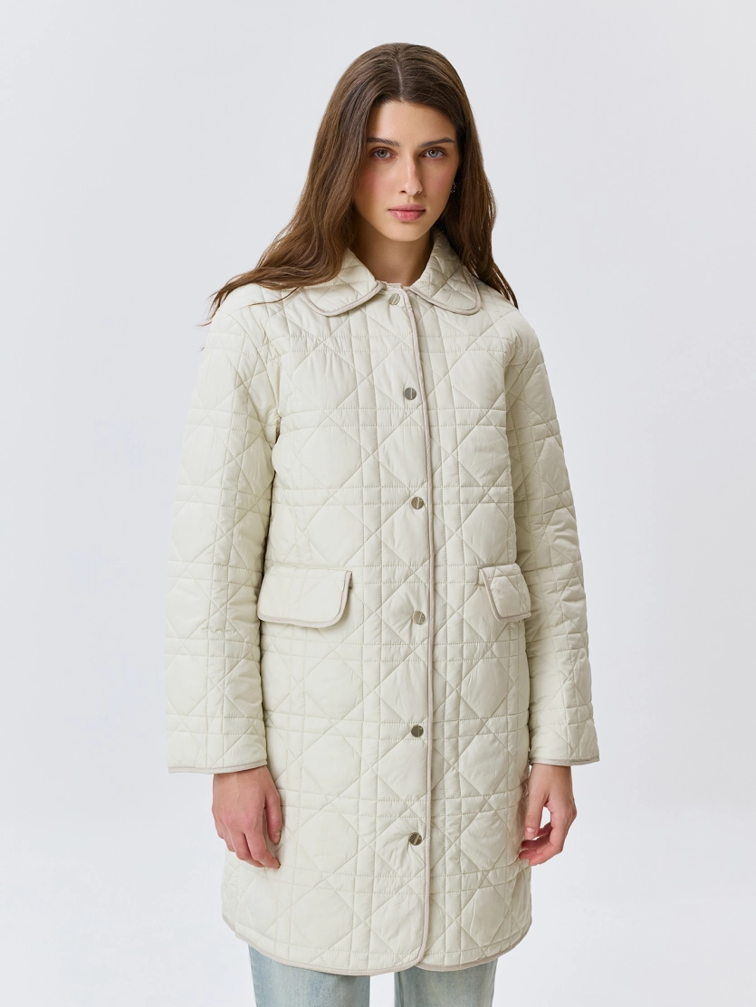 Укороченное стеганое пальто