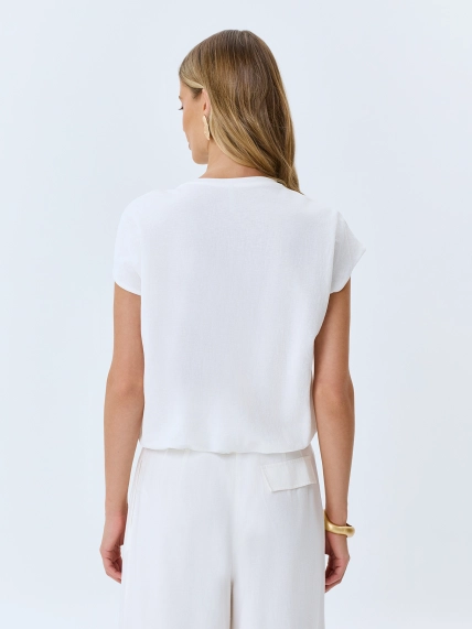 Топ с асимметричным декором