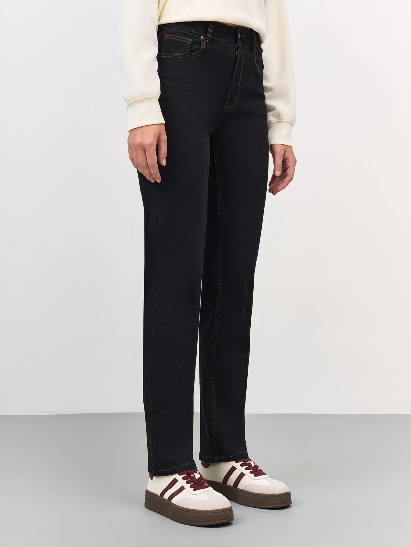 Черные джинсы Slim