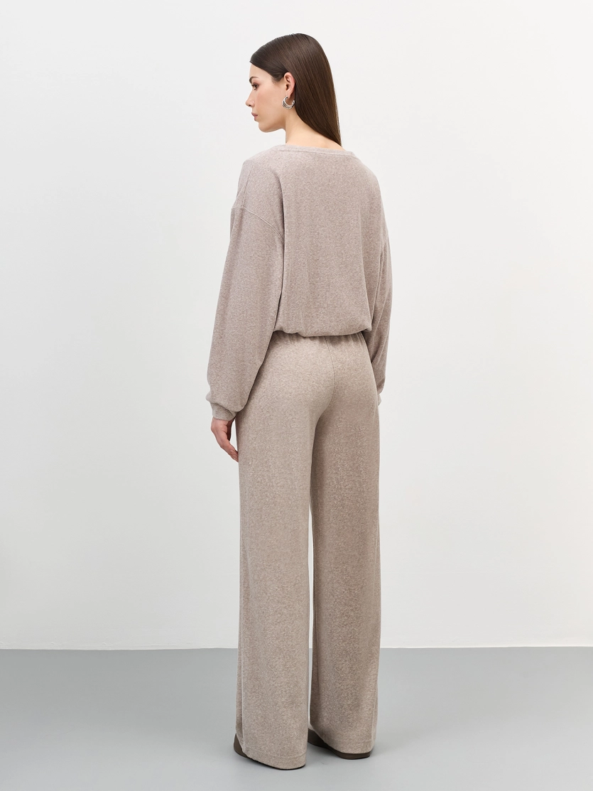 Брюки из фактурного трикотажа