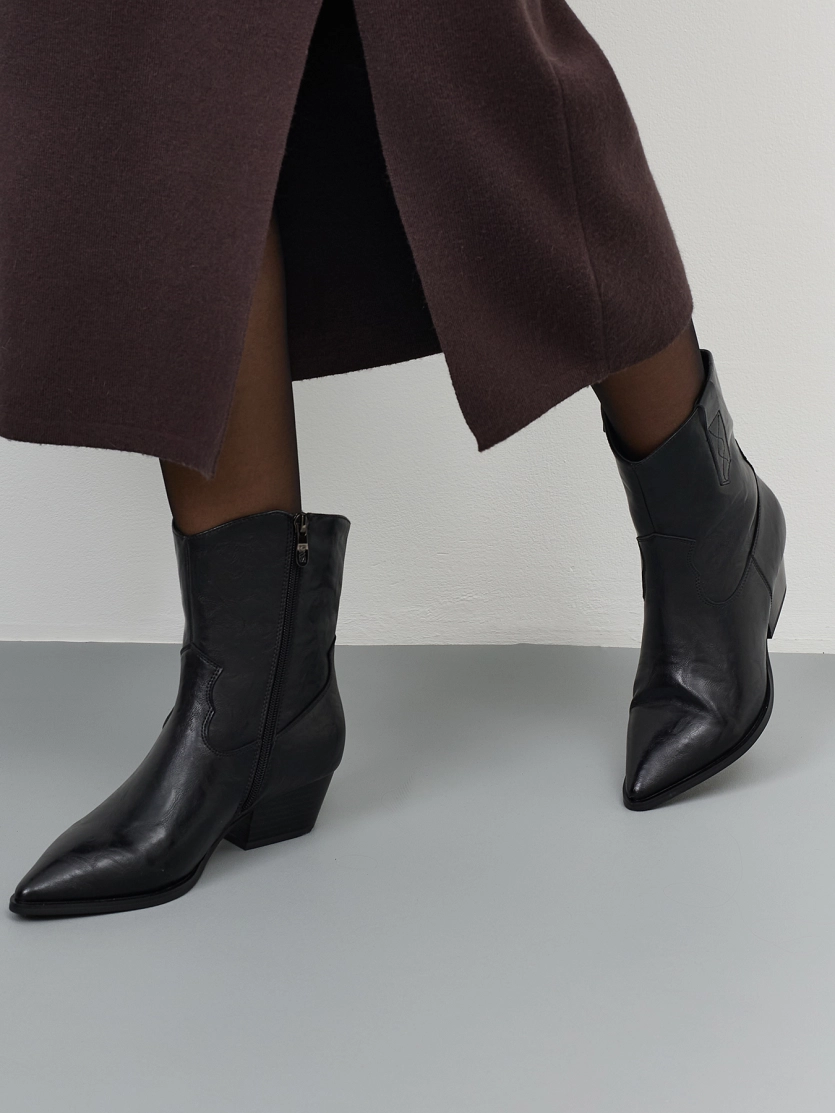 Казаки из натуральной кожи