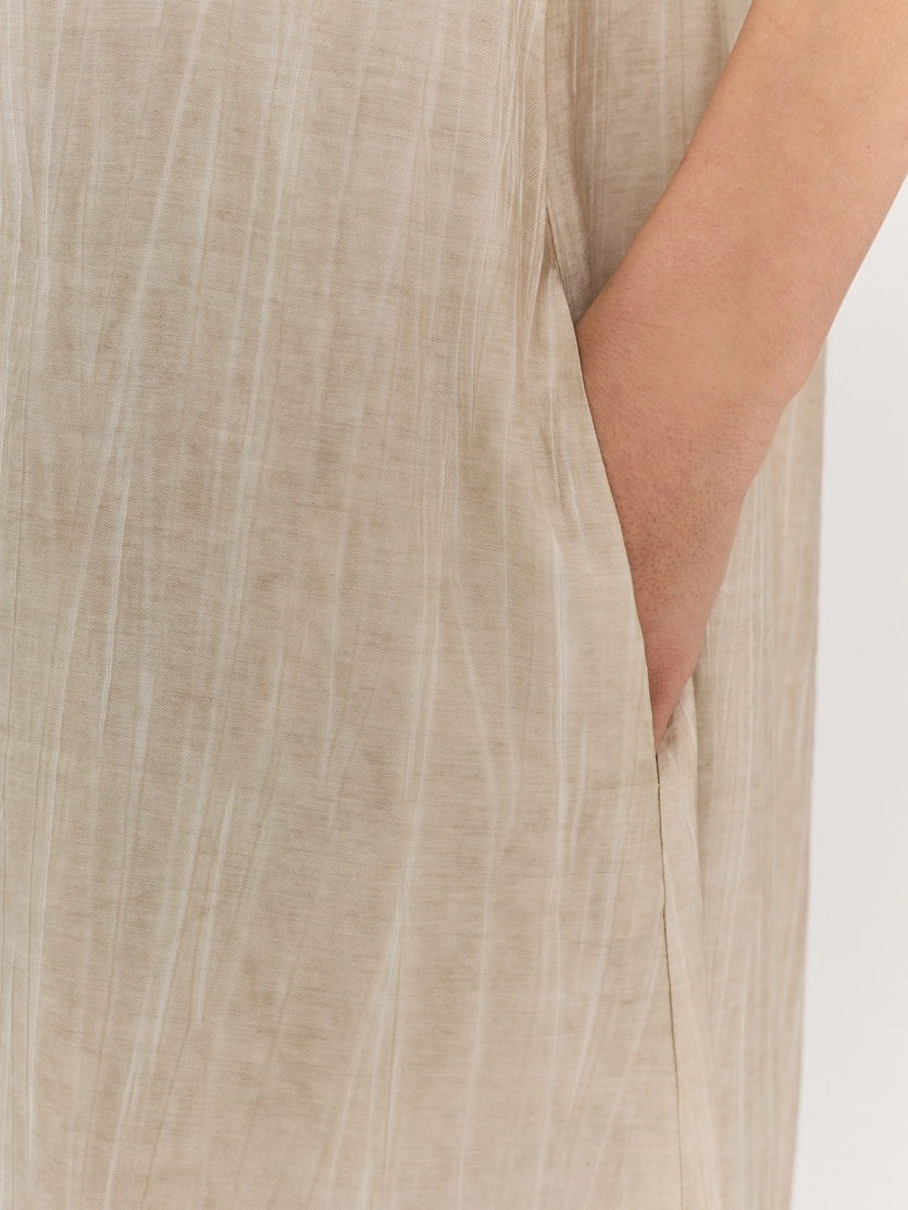 Легое платье из фактурной вискозы