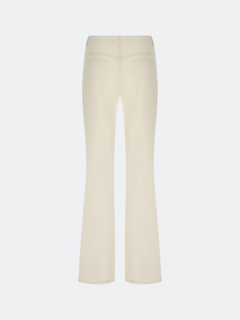 Прямые джинсы с металлическим декором