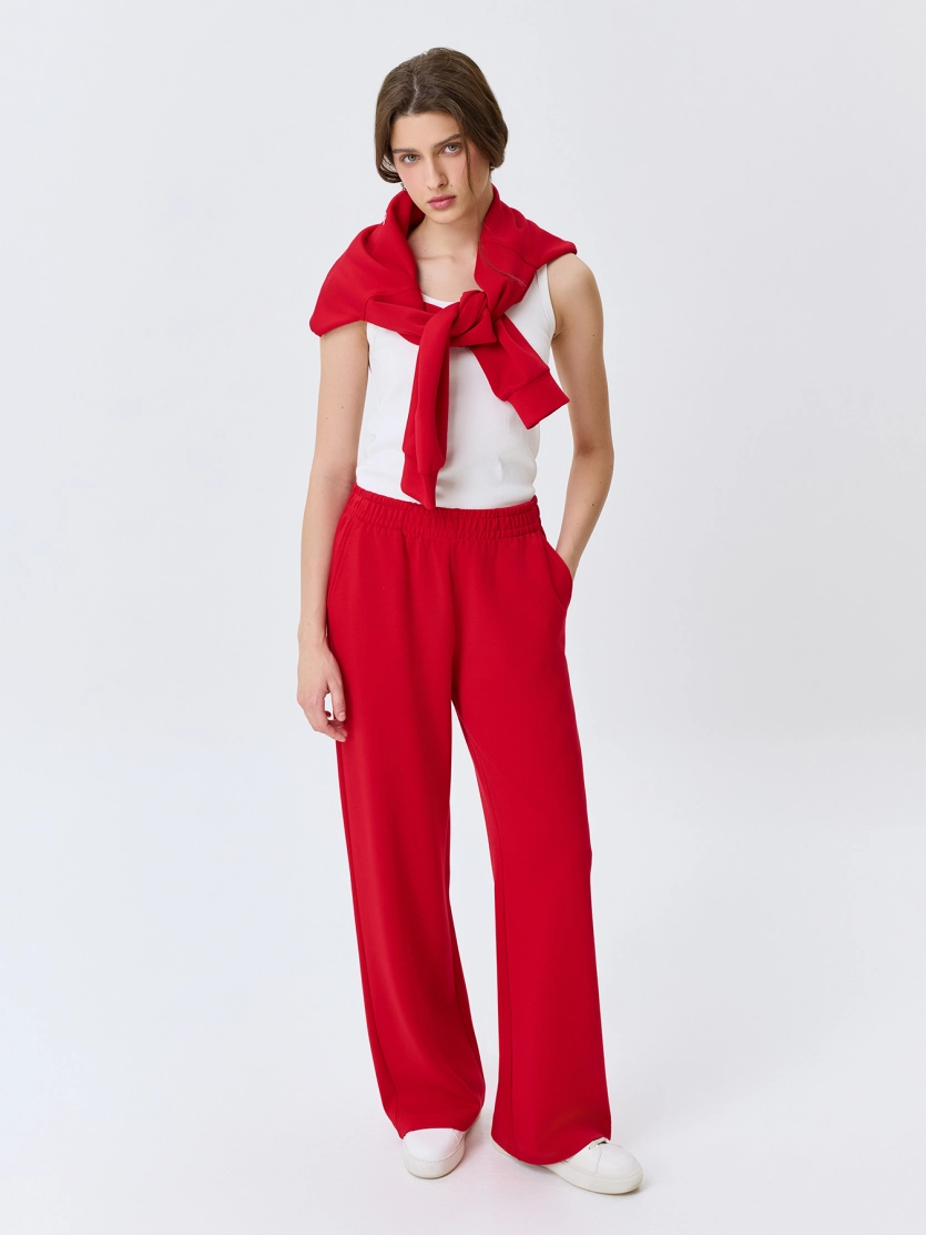 Яркие трикотажные брюки 