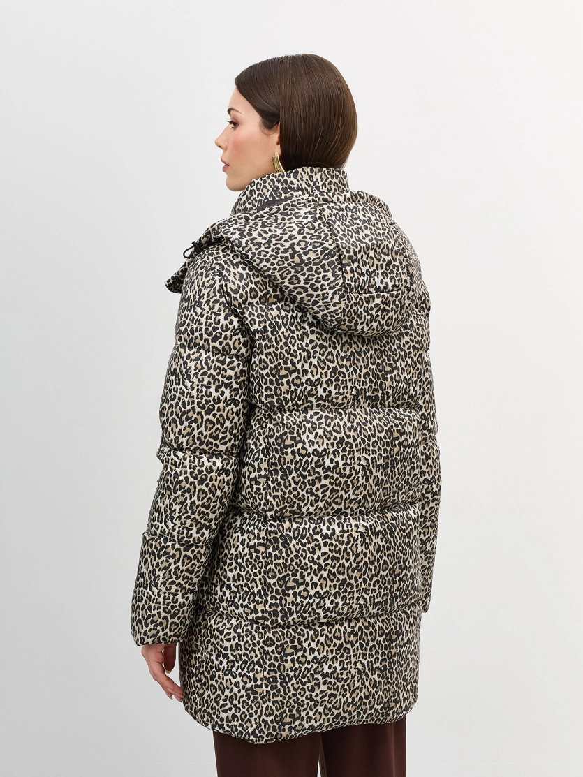Пуховик с анималистичным принтом