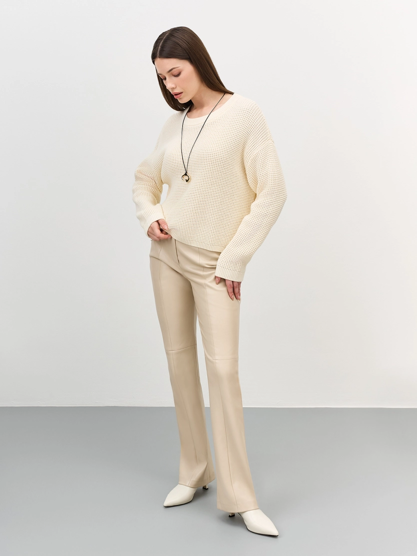 Прямые брюки из экокожи