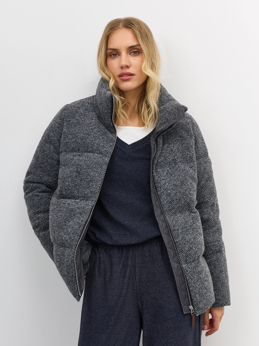 Минималистичная комбинированная куртка