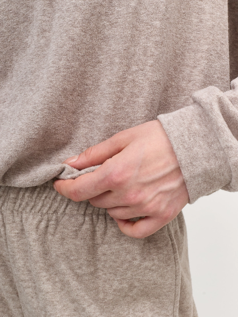 Джемпер с имитацией многослойности