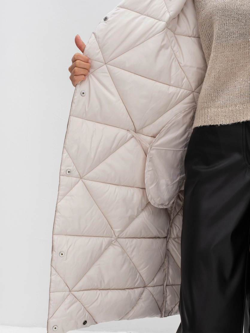 Удлиненное пальто со стежкой в ромбик с ромбовидной стежкой