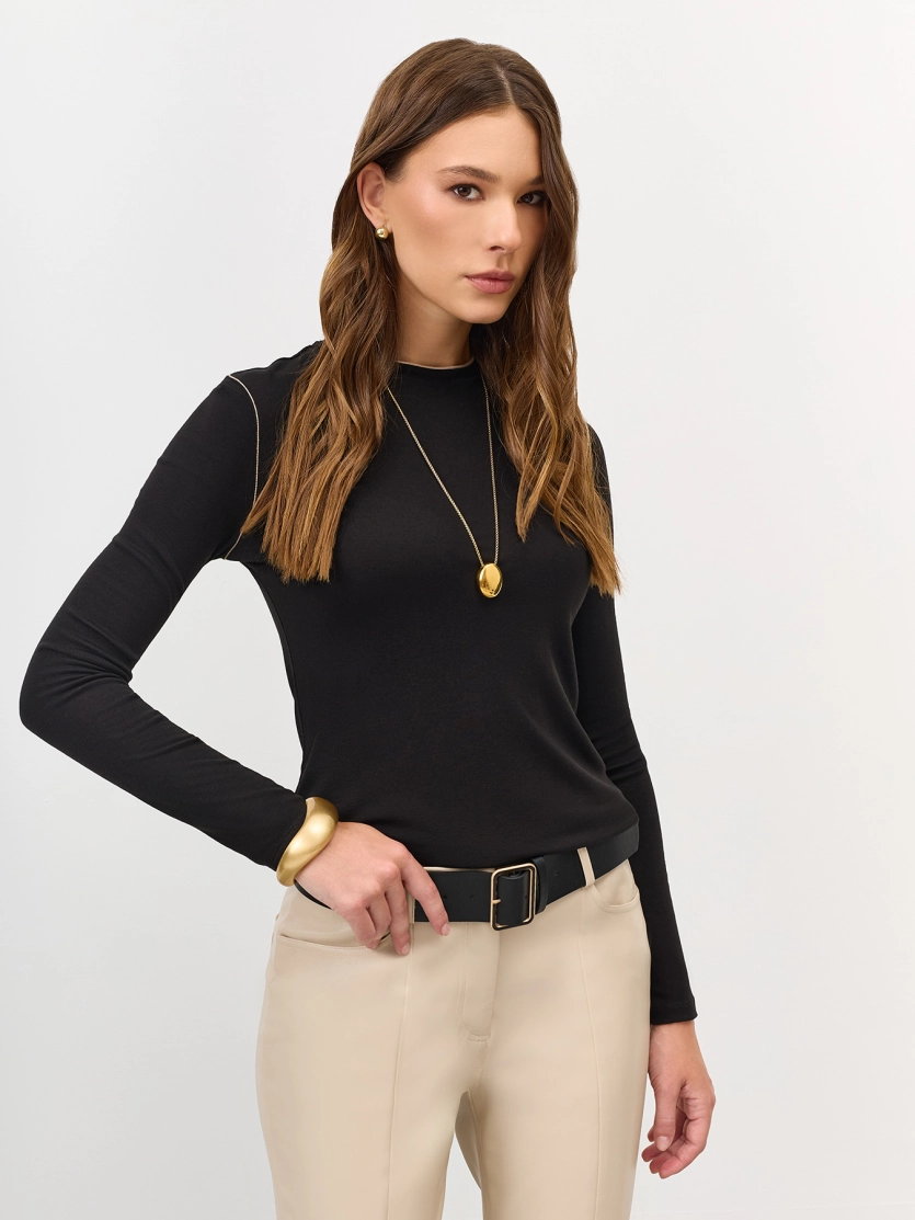 Широкий ремень с акцентной пряжкой