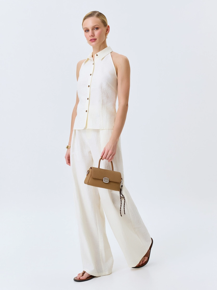 Сумка-багет с обвесом