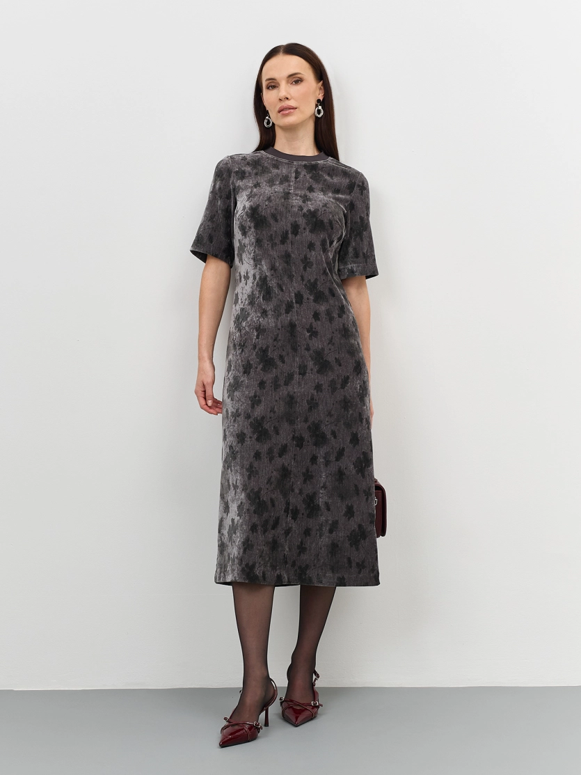 Велюровое платье с принтом
