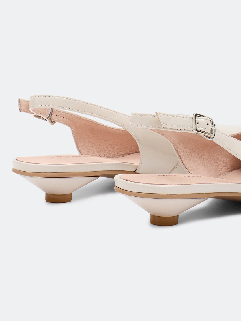 Слингбэки из натуральной кожи с декоративной пряжкой