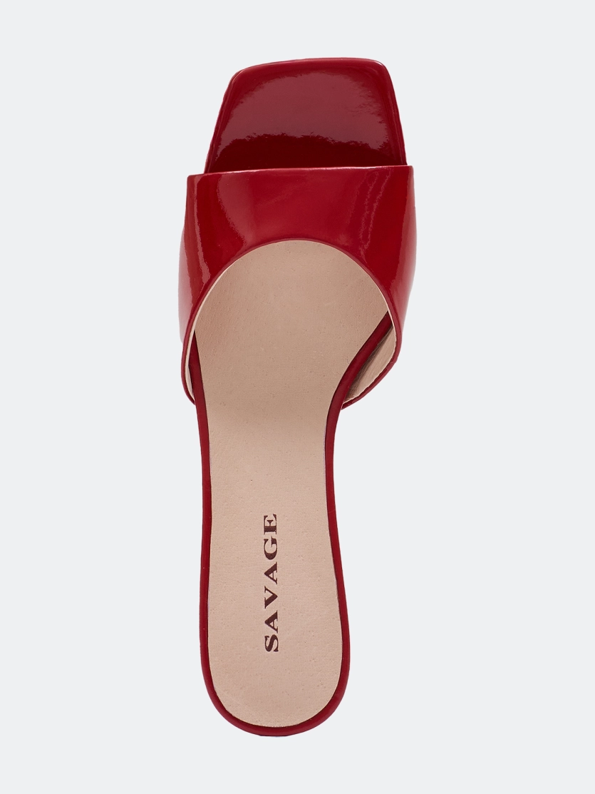 Яркие сабо из натуральной кожи