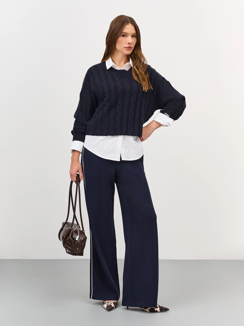 Трикотажные брюки с контрастным кантом