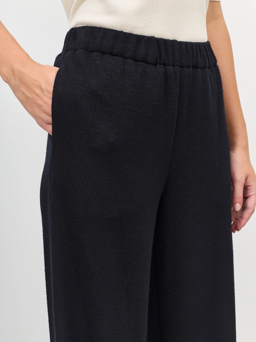 Трикотажные брюки из смесовой вискозы