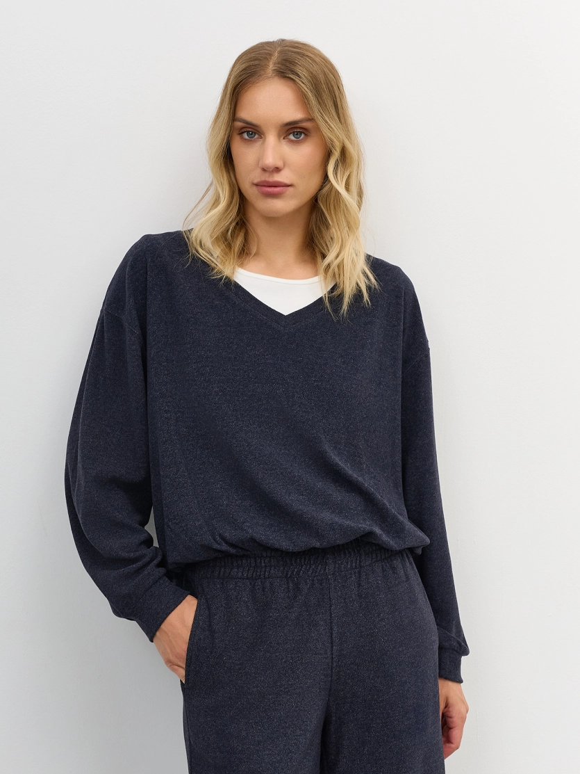 Джемпер с имитацией многослойности