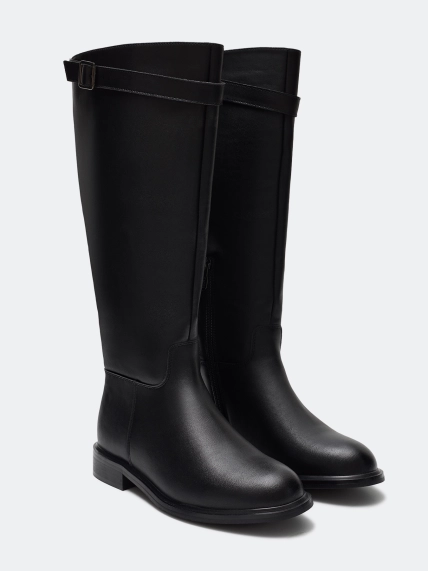 Кожаные сапоги в жокейском стиле