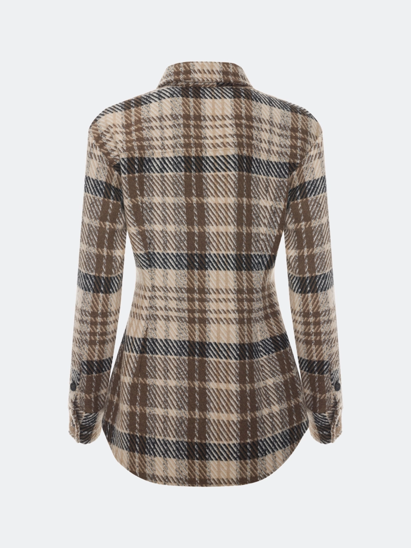 Приталенная рубашка в клетку