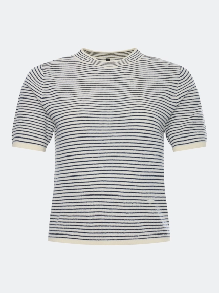 Джемпер в тонкую полоску