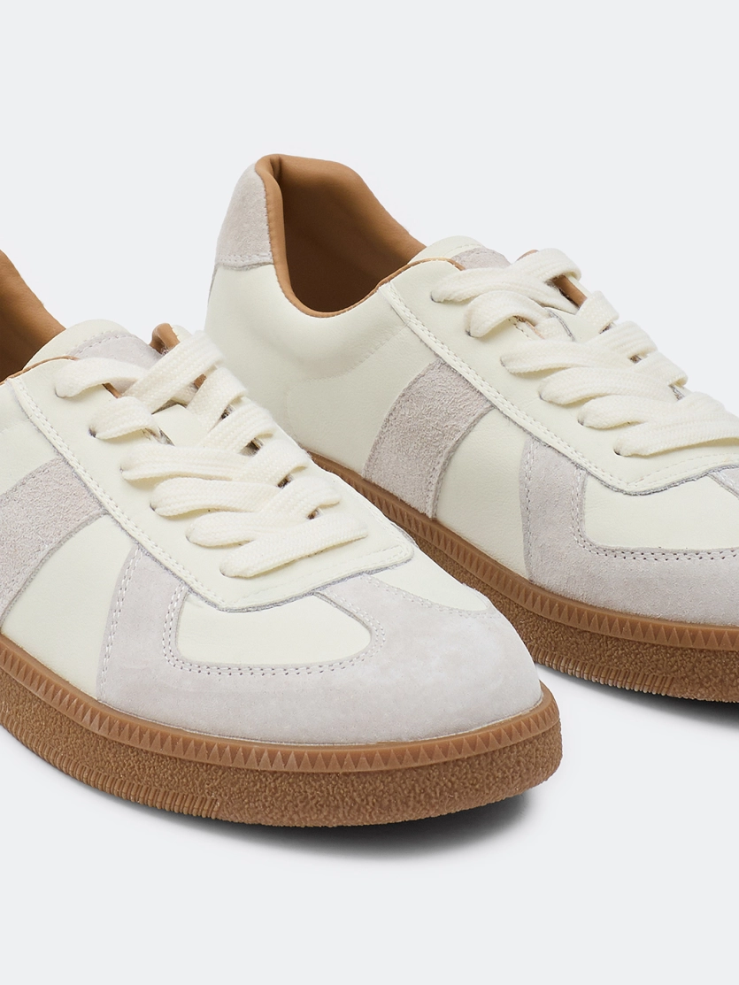 Базовые кеды из натуральной замши