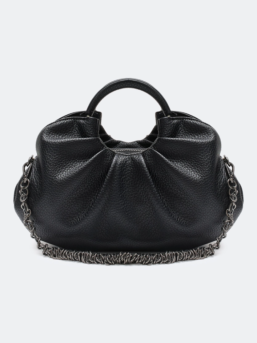 Сумка пельмень с акцентной цепочкой