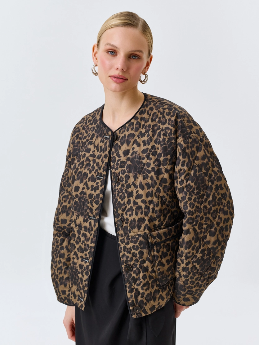 Куртка с анималистичным принтом