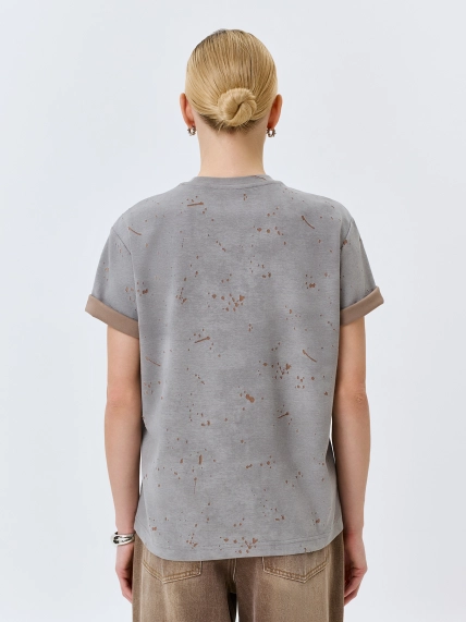 Футболка с дестроями в стиле "College" 