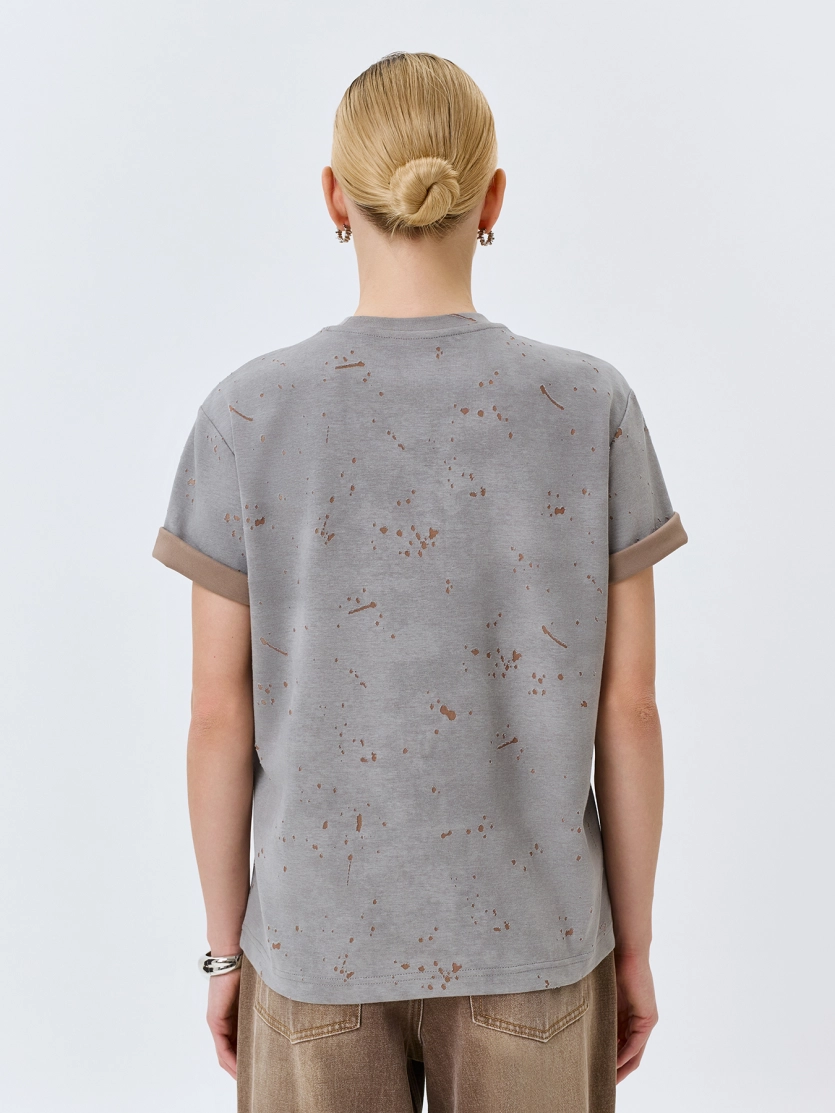 Футболка с дестроями в стиле "College" 