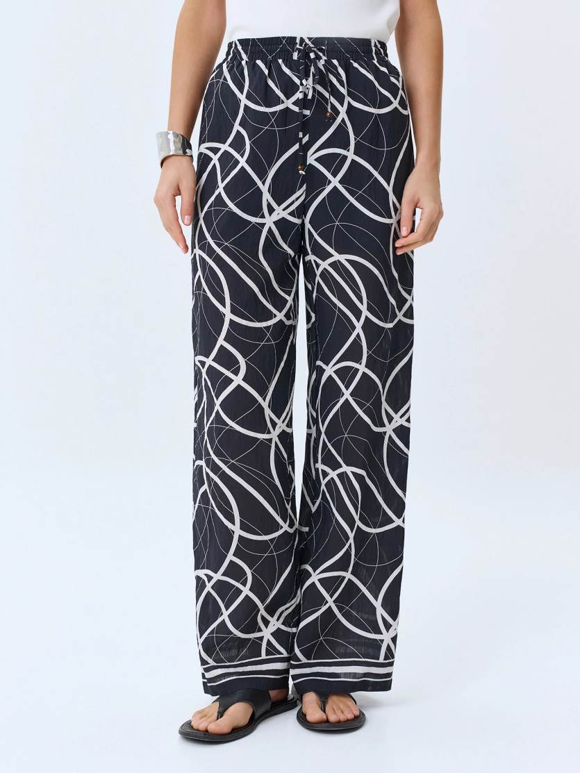 Брюки с абстрактным принтом