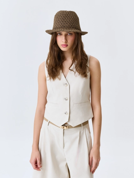 Шляпа с плетеным узором