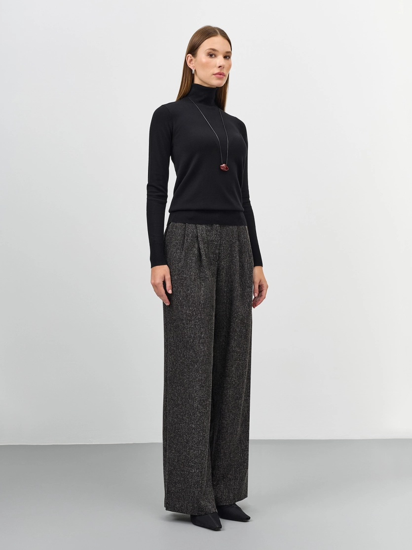 Брюки с мягкими складками из смесовой вискозы