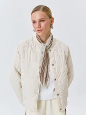 Утепленный жакет с фантазийной стежкой