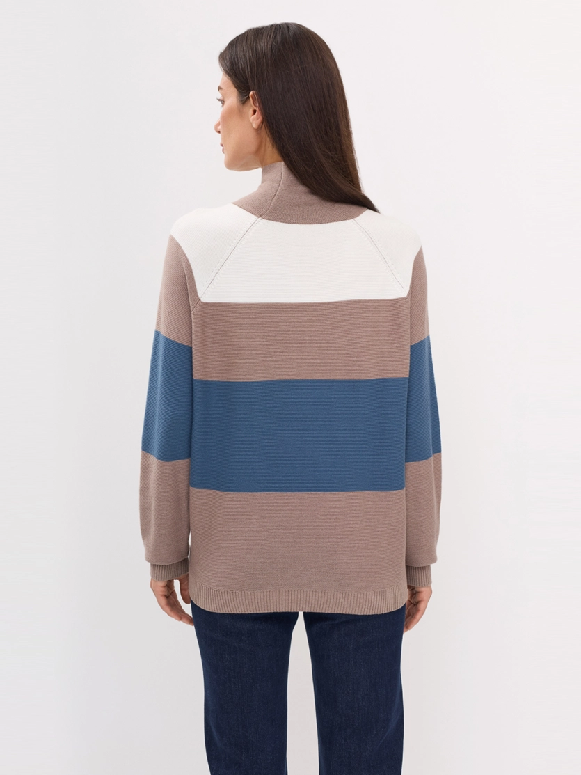 Свитер в яркую полоску в стиле color block