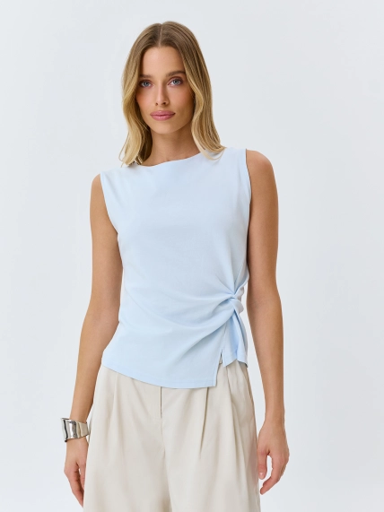 Топ с асимметричными складками