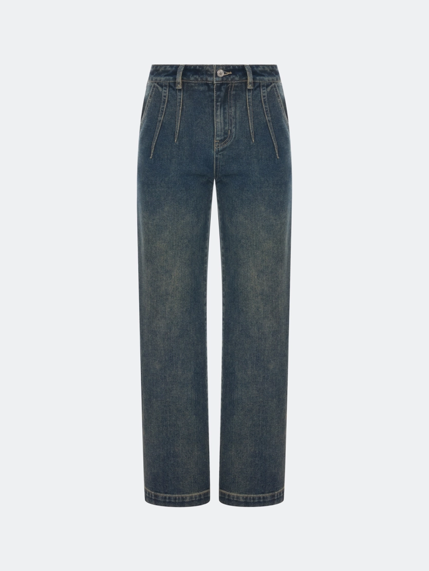 Джинсы с акцентными вытачками