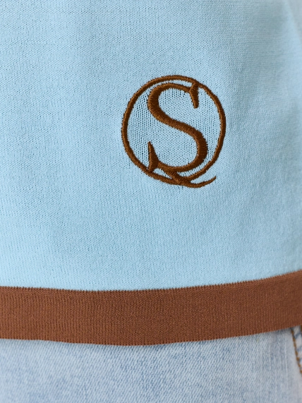 Вязаная футболка с контрастными деталями