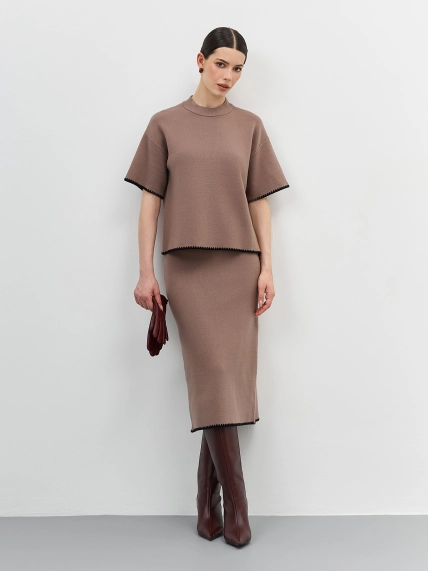 Юбка-карандаш с контрастным кантом