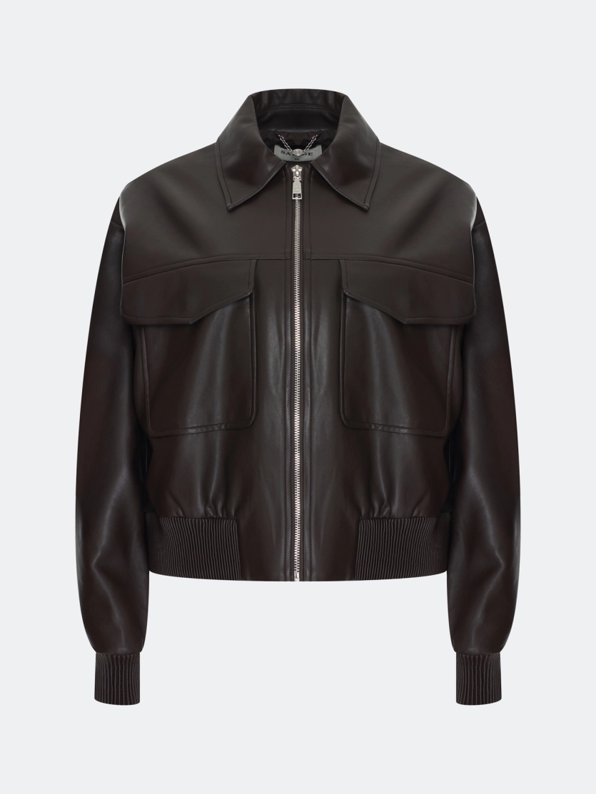 Бомбер из эко кожи с накладными карманами
