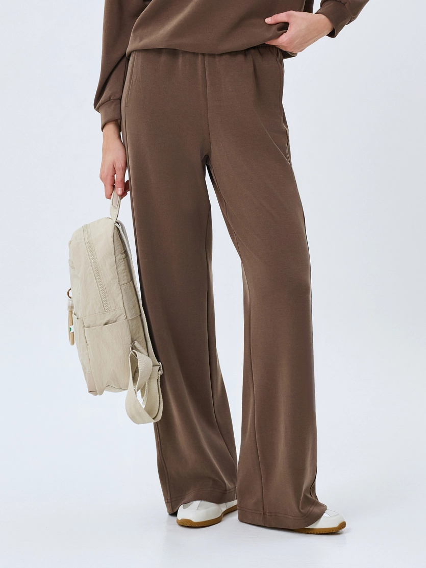 Трикотажные брюки из модала