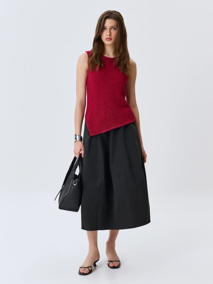 Асимметричный вязаный топ